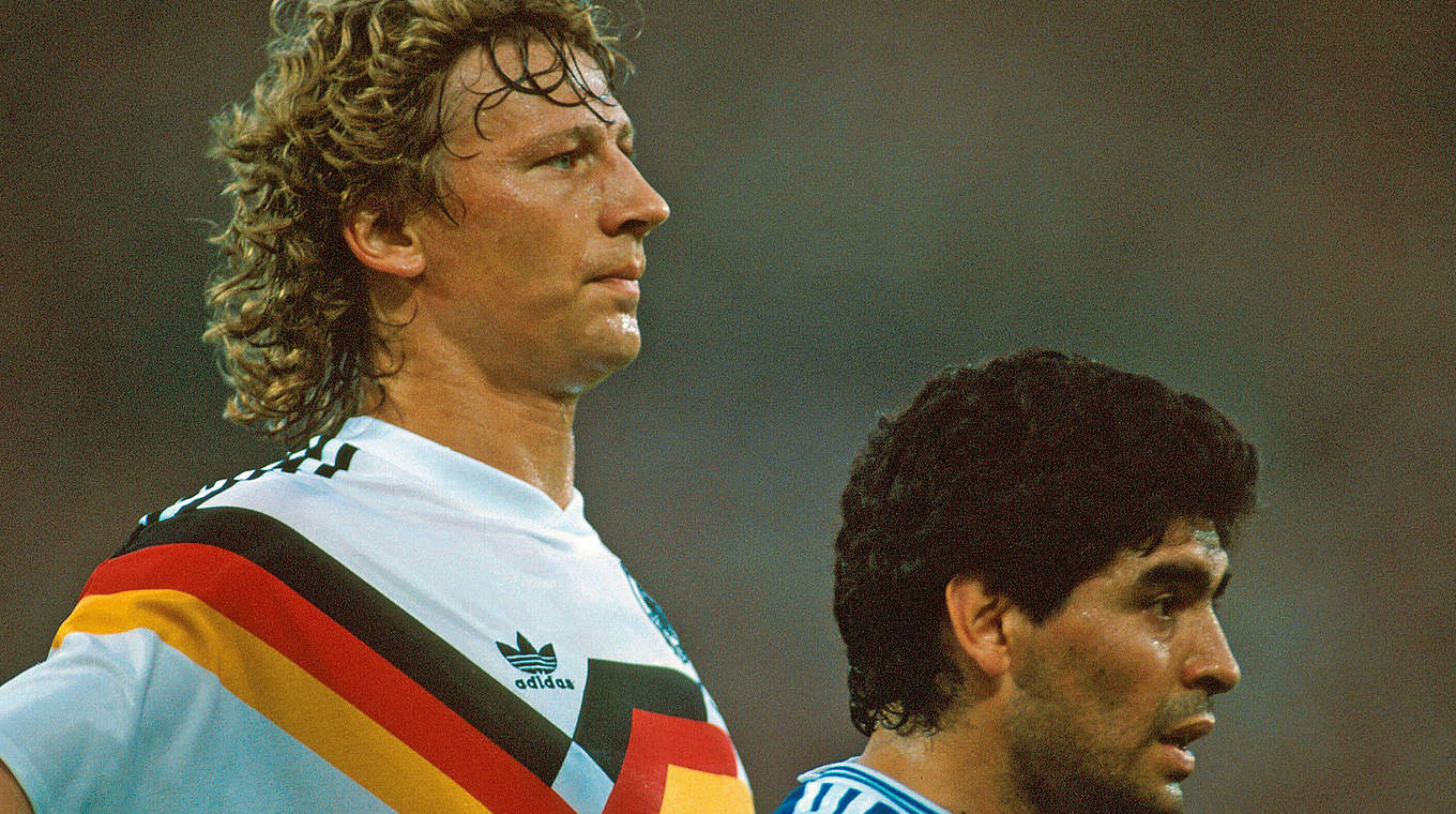 Buchwald über Maradona: " Wusste genau, wie ich mich gegen ihn verhalten musste" © imago/Norbert Schmidt