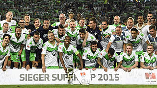 Jubel in Wolfsburg: Der VfL holt den Supercup © 2015 Getty Images