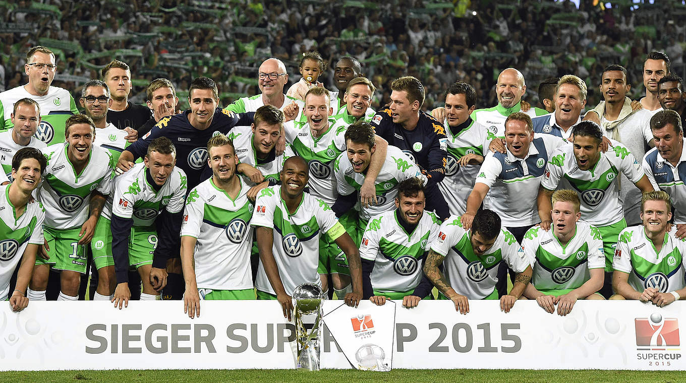 Jubel in Wolfsburg: Der VfL holt den Supercup © 2015 Getty Images