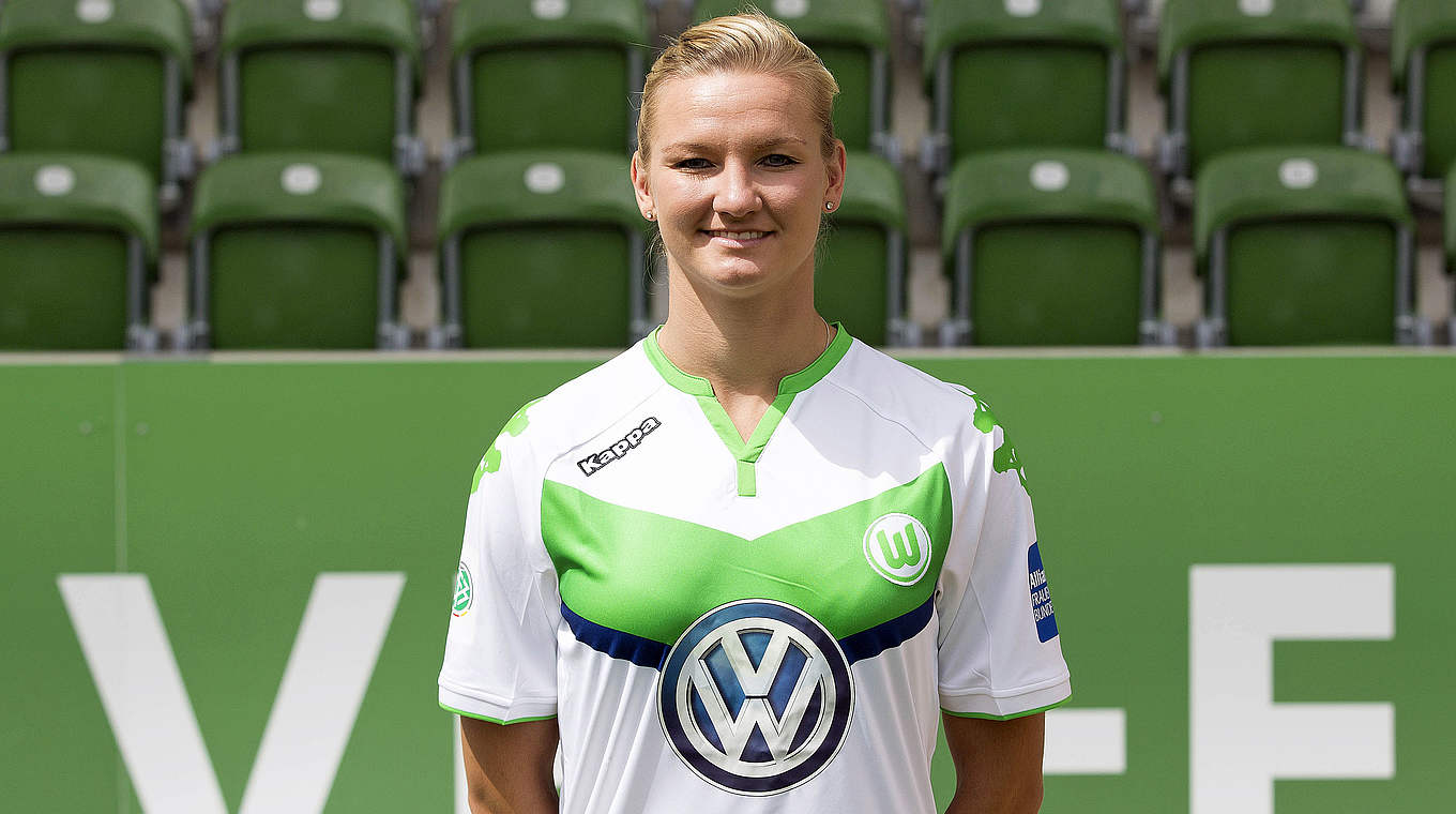 Vertrag bis 2018 verlängert: Alexandra Popp vom VfL Wolfsburg © 2015 Getty Images