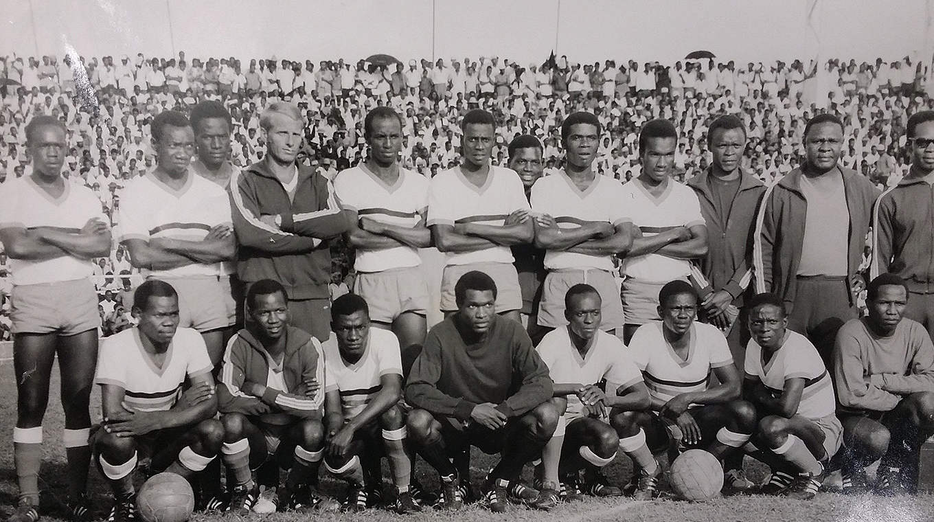 Mit Uganda gewinnt Pape den Ostafrika-Pokal 1970 mit einem 4:1 im Finale über Tansania © privat
