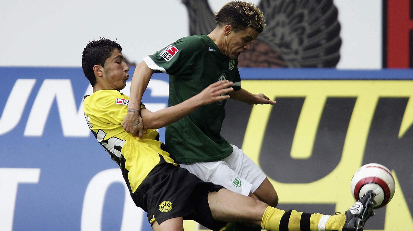 Jüngster Spieler der Liga: Nuri Sahin debütiert 2005 beim VfL Wolfsburg © 2005 Getty Images