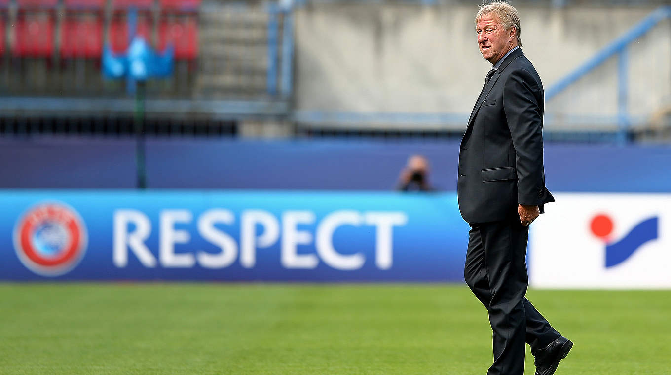 Hrubesch: “We want to use the time effectively to be well prepared”  © 2015 Getty Images