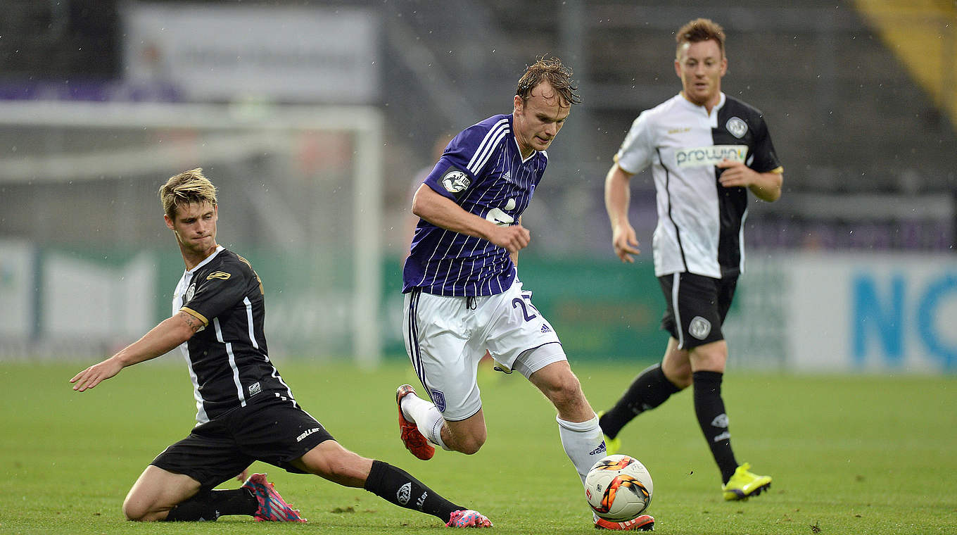 Durchgesetzt: Osnabrücks Christian Groß (M.) © 2015 Getty Images