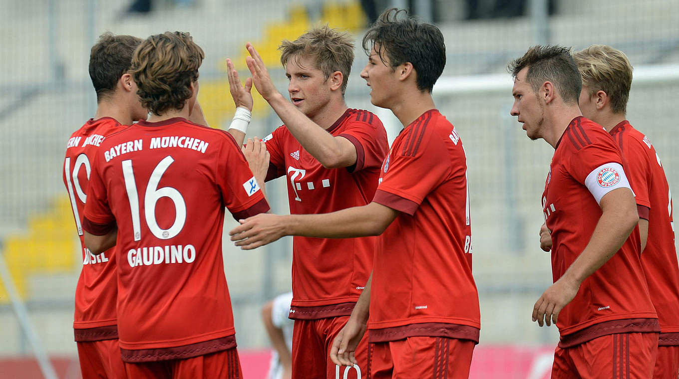 Auf Platz zwei verbessert: Bayern München II © imago/foto2press