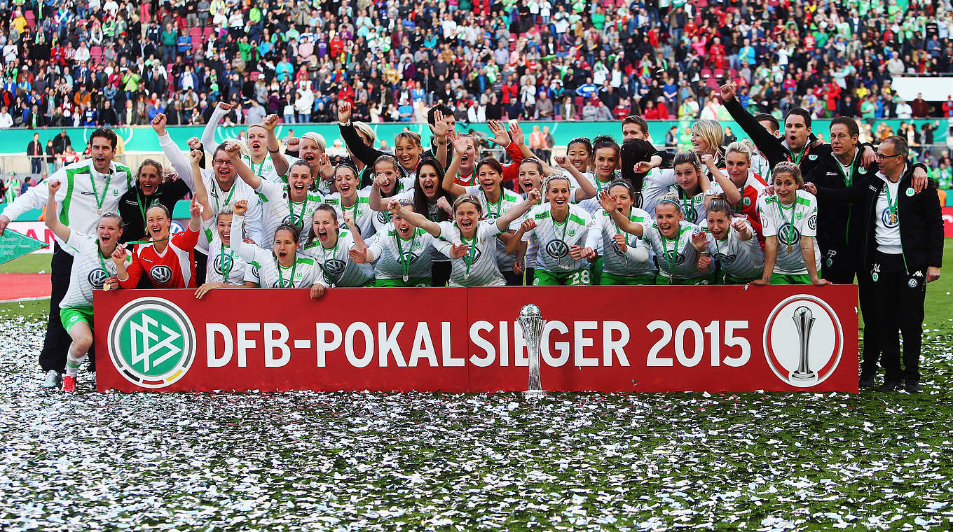 Titelverteidiger im DFB-Pokal der Frauen: VfL Wolfsburg jubelt 2015 in der Kölner Arena © 2015 Getty Images