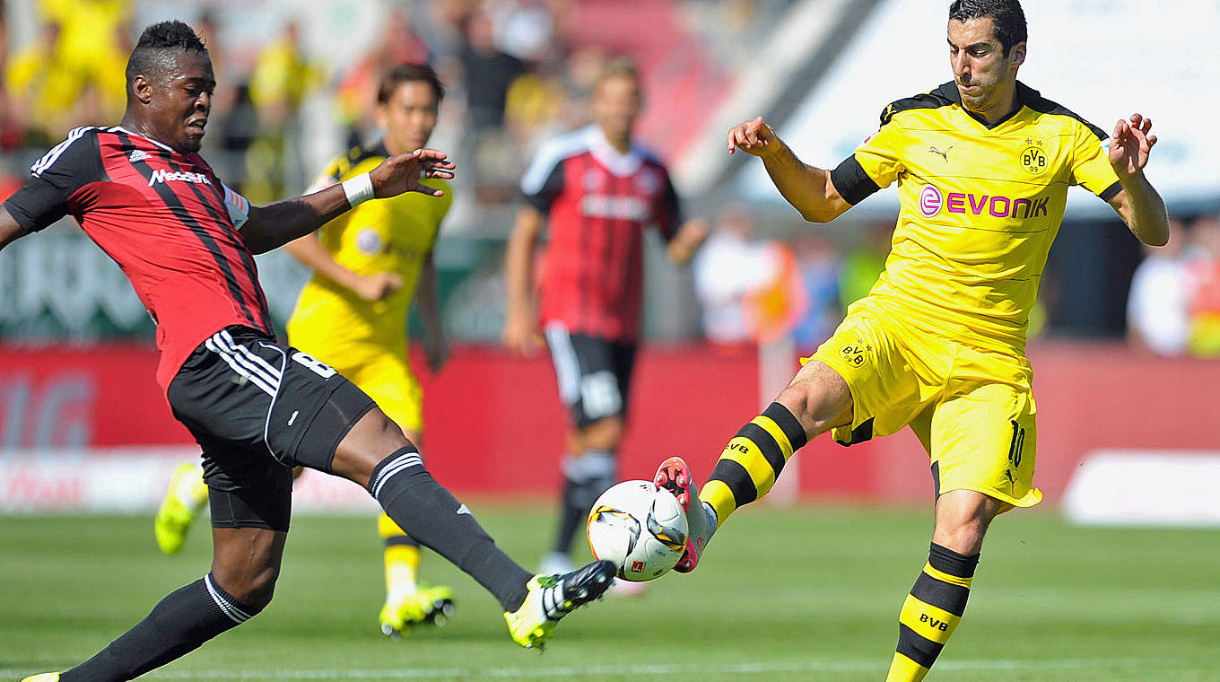 FC Ingolstadt - Borussia Dortmund 0:4 (0:0): Keine Tore in der ersten Halbzeit in einem engen Spiel  © 2015 Getty Images