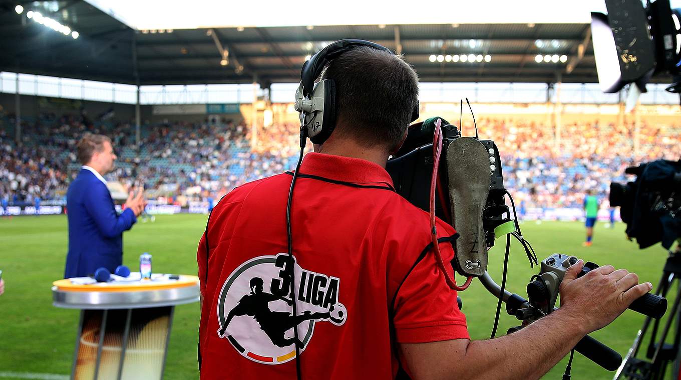 Mehr als 90 Liveformate. Das Medieninteresse an der 3. Liga steigt kontinuierlich © 2015 Getty Images