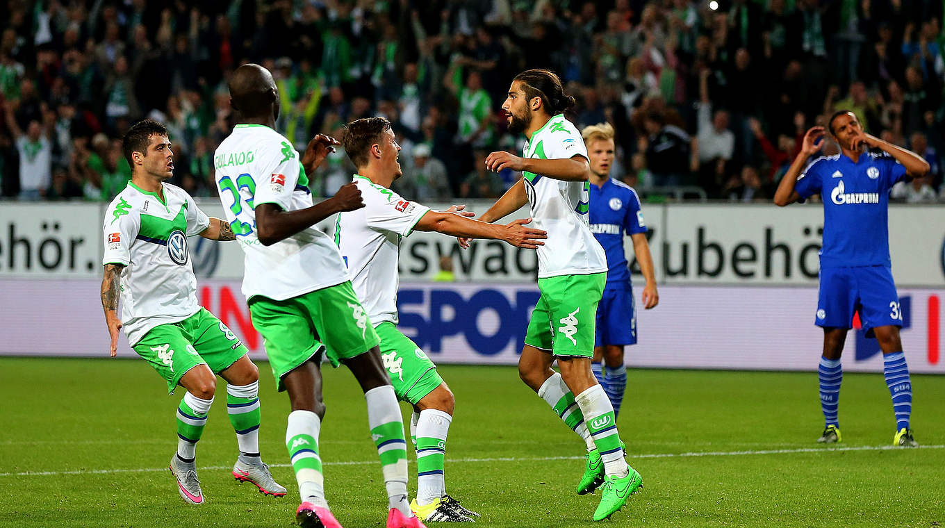 Wolfsburg dominated Schalke to claim top spot in the Bundesliga © 2015 Getty Images