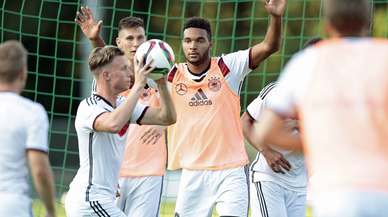 Hrubesch on Tah and co.: “The boys are ready for the game” © 2015 Getty Images