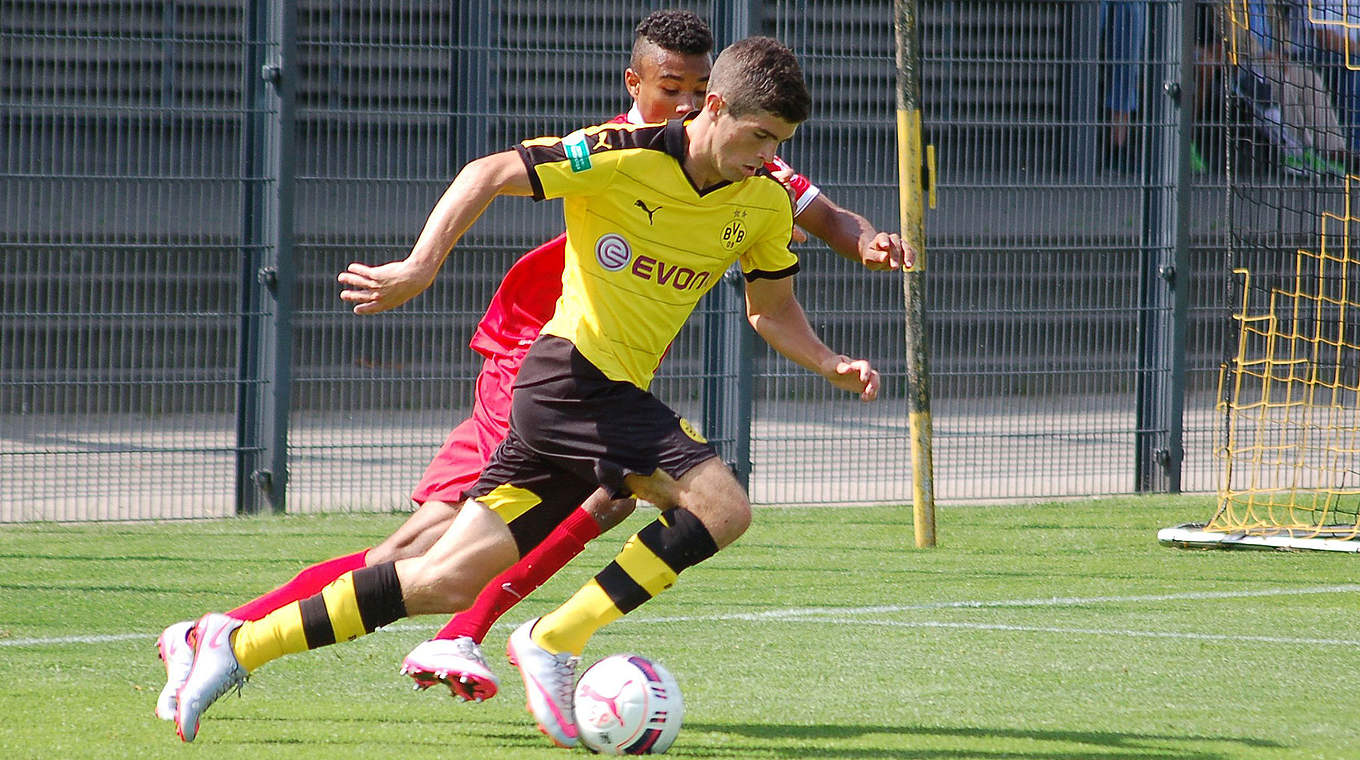 Saisondebüt in Leverkusen: Dortmunds US-Juniorennationalspieler Christian Pulisic (v.) © MSPW