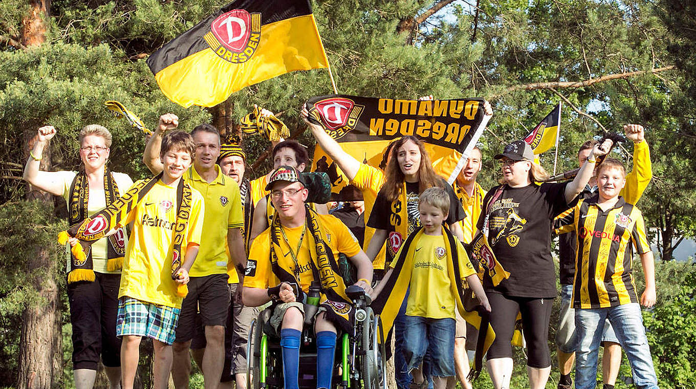 "Großartiges Miteinander von Bühnenkunst und Sport": das Theaterstück "Dynaaamo!" © SG Dynamo Dresden