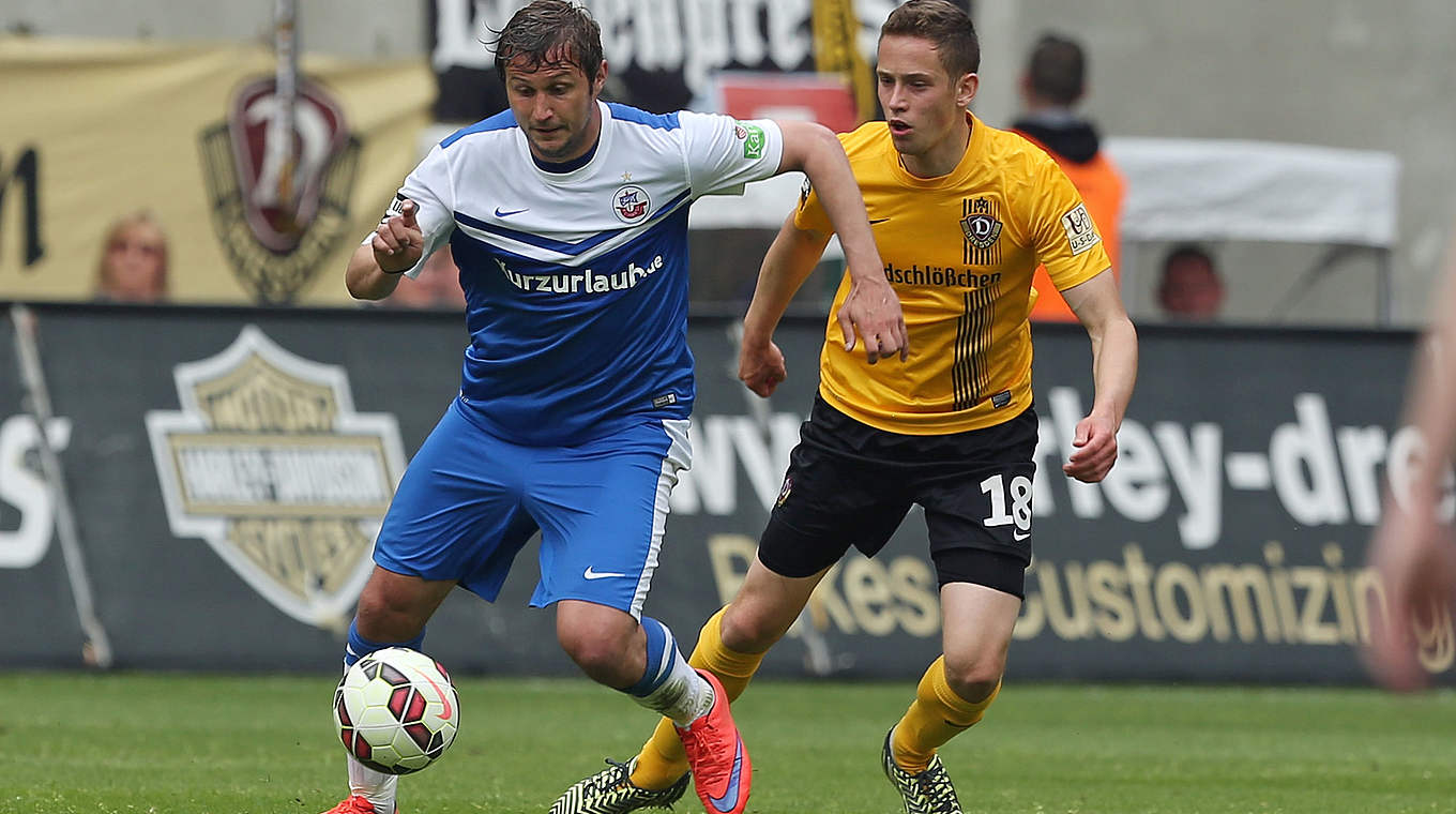 Traditionsduell am Tag der Deutschen Einheit: Hansa Rostock gegen Dynamo Dresden © 2015 Getty Images