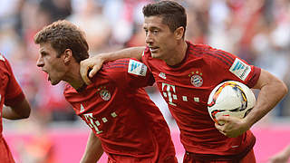 Müller and Lewandowski score to keep up Bayern's 100% record © 