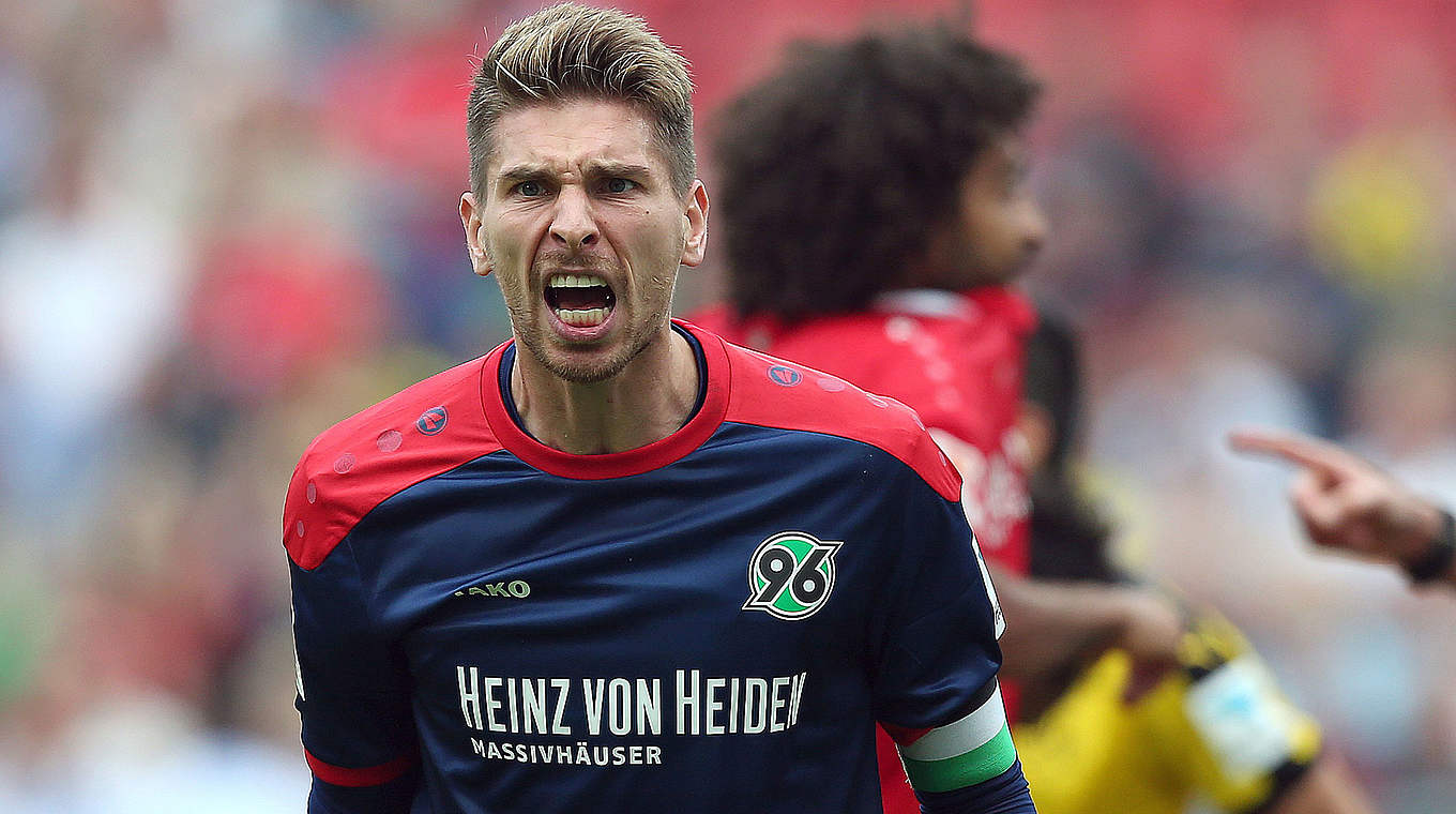 22 Mal in Folge mit Gegentreffer: Hannover und Keeper Ron-Robert Zieler © AFP/Getty Images