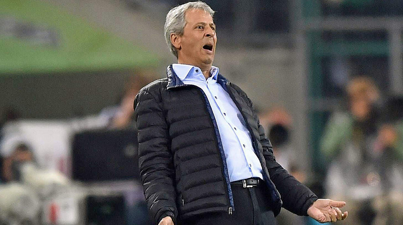 Lucien Favre will be disappointed with his side's start to the Bundesliga season. © imago/Team 2
