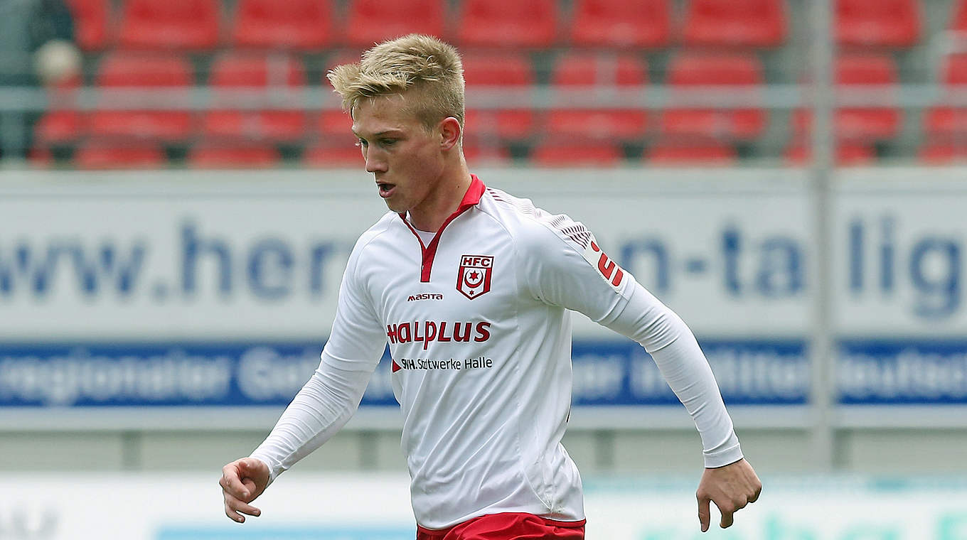 Außenbandanriss im linken Sprunggelenk: Maximilian Jansen vom Halleschen FC © 2015 Getty Images