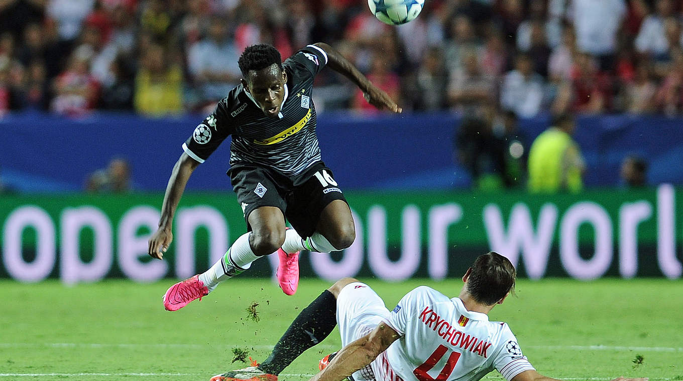 Gladbach's and Ibrahima Traore's efforts were all thwarted by a strong Sevilla defence © 