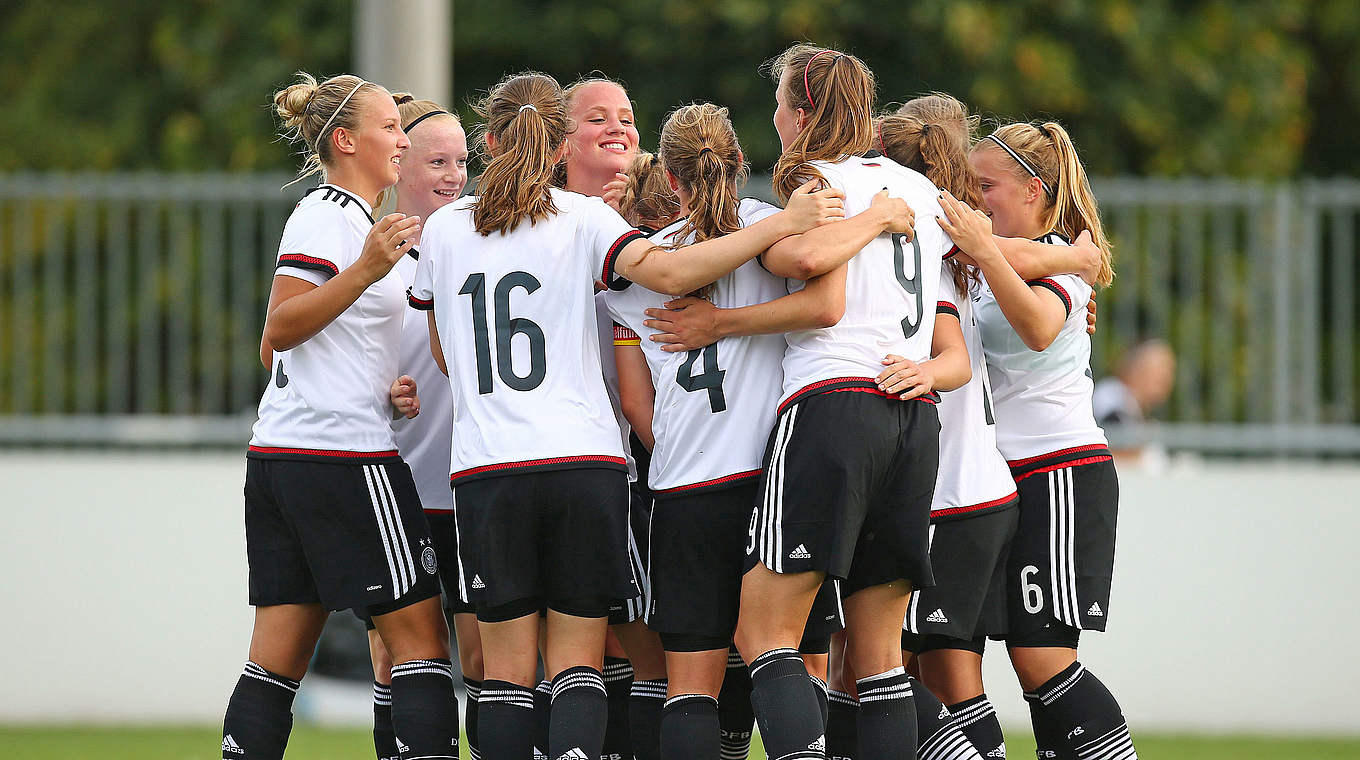 Frauen Im Fußball :: Strukturell :: Projekte & Programme :: DFB ...