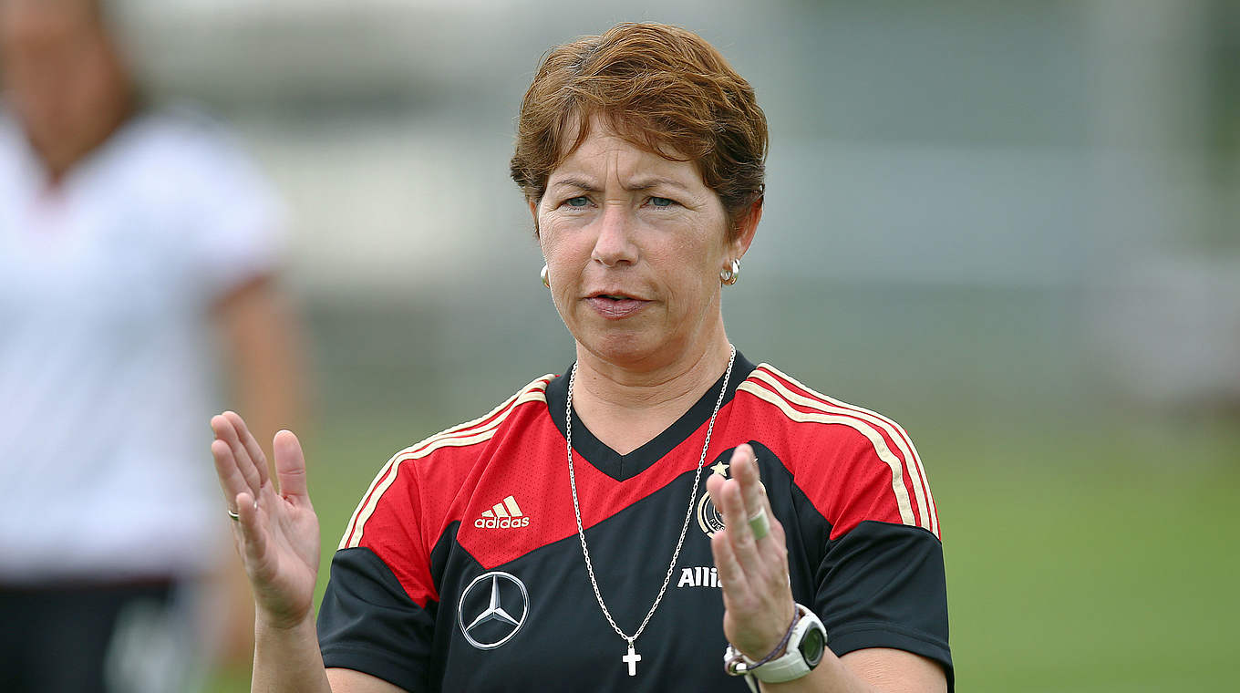 Fordert gegen Serbien einen Sieg von ihrem Team: DFB-Trainerin Maren Meinert © 2015 Getty Images