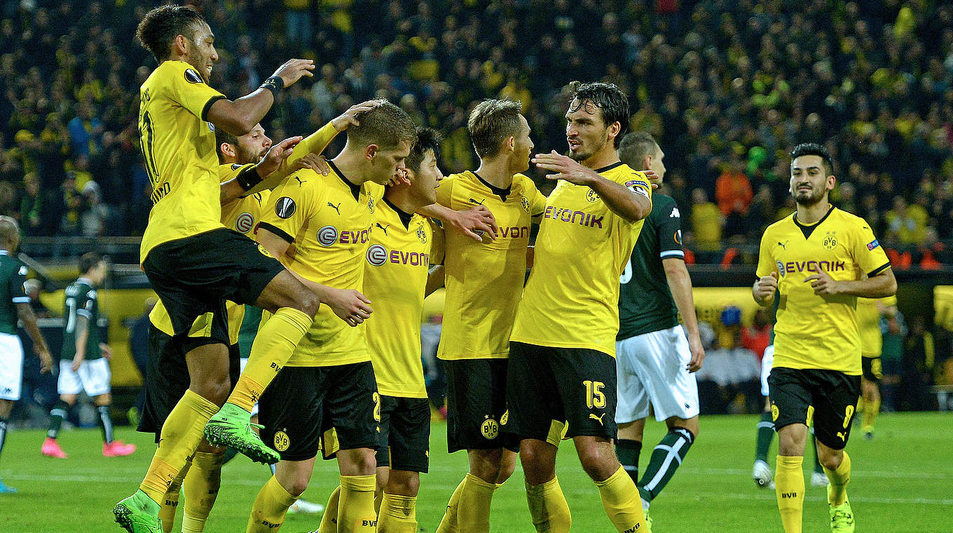 2:1 im ersten Europa-League-Spiel: Der BVB jubelt © 2015 Getty Images