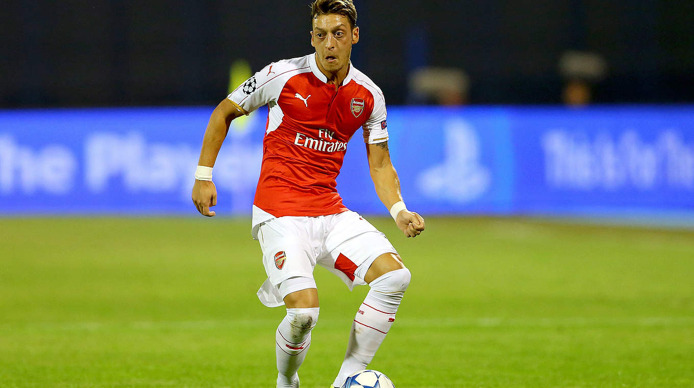 Mesut Özil's Arsenal take on Chelsea this weekend © 2015 Getty Images