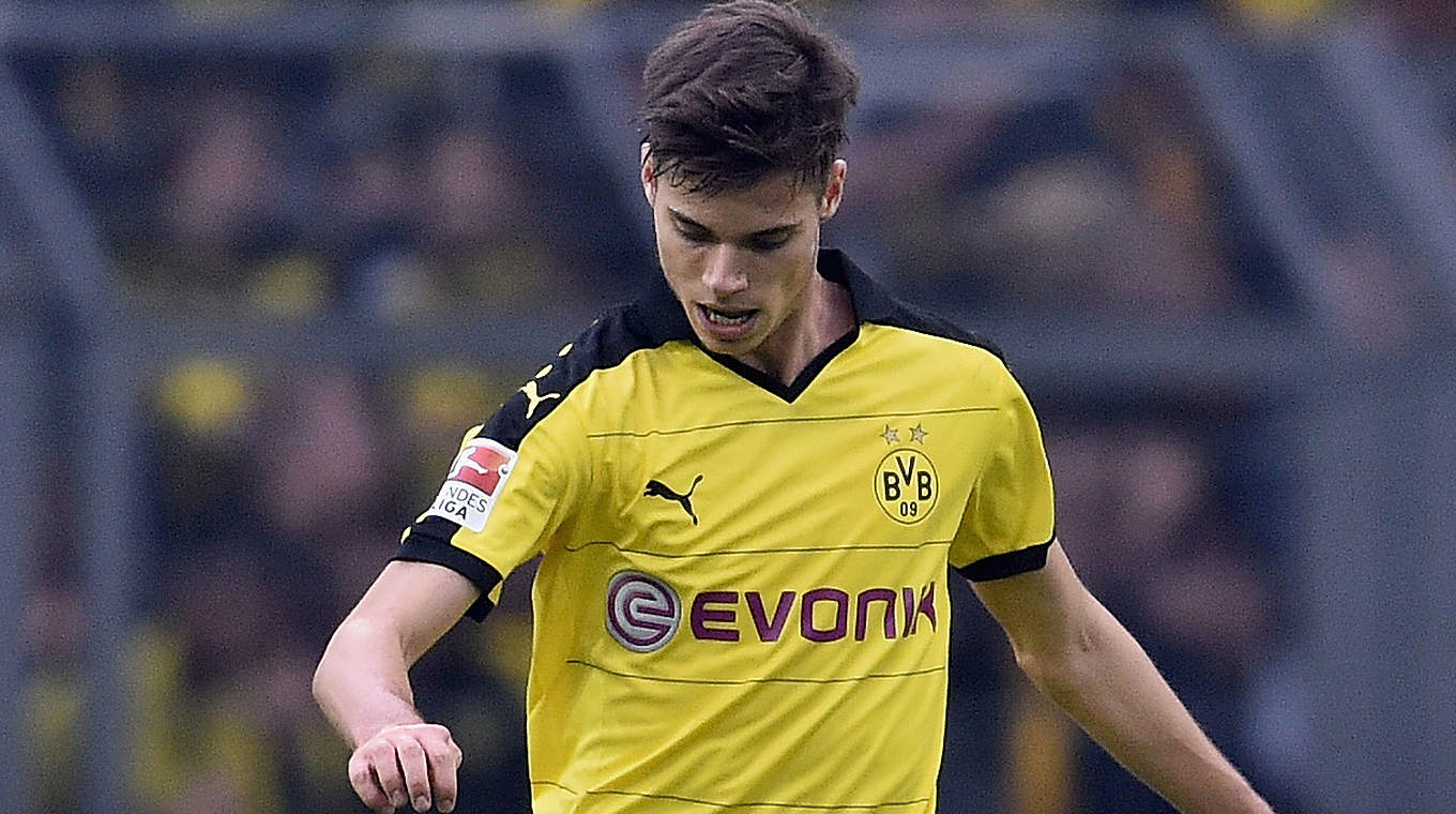 Julian Weigl: "It’s a brilliant feeling to then be able to celebrate with the fans" © 2015 Getty Images