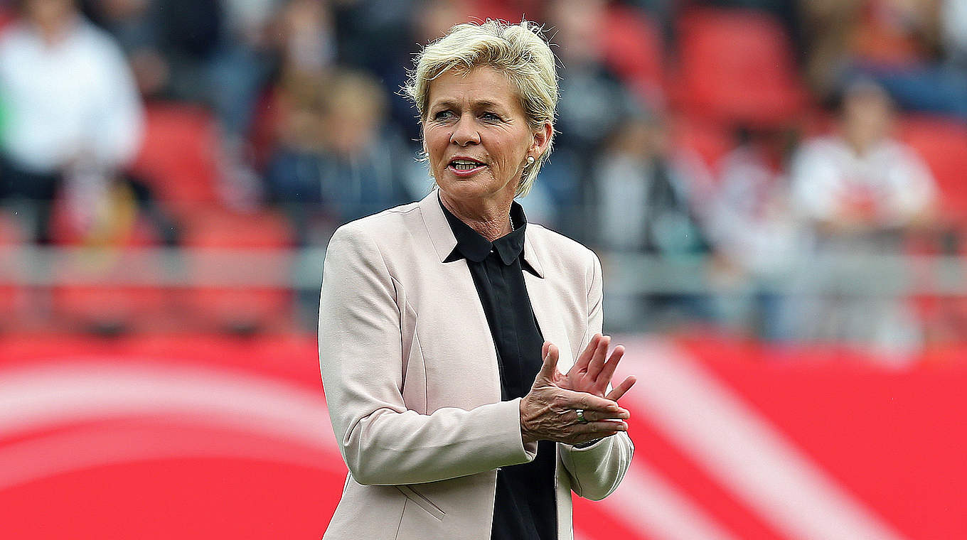 Silvia Neid has not called up a replacement for Lena Petermann © 2015 Getty Images