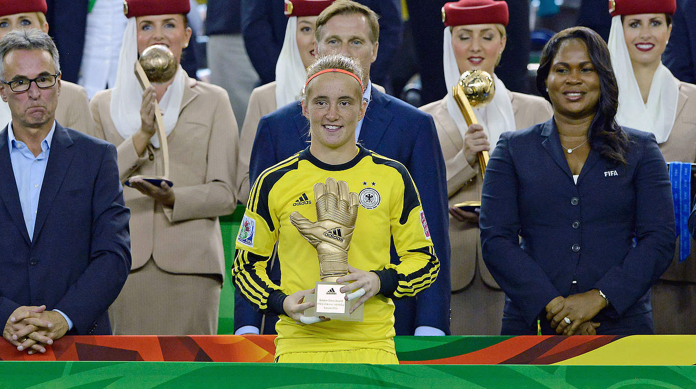 Noch ohne Länderspiel im A-Team: U 20-Weltmeisterin Meike Kämper © 2014 Getty Images