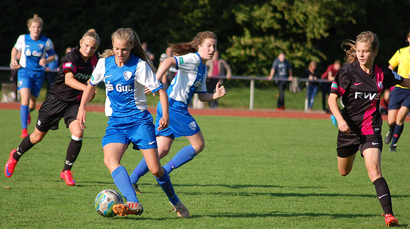 Schwimmen auf der Erfolgswelle: die U 17-Mädchen des VfL Bochum © MSPW