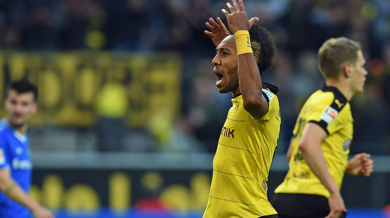Aubameyang has scored in all seven league matches to date © 