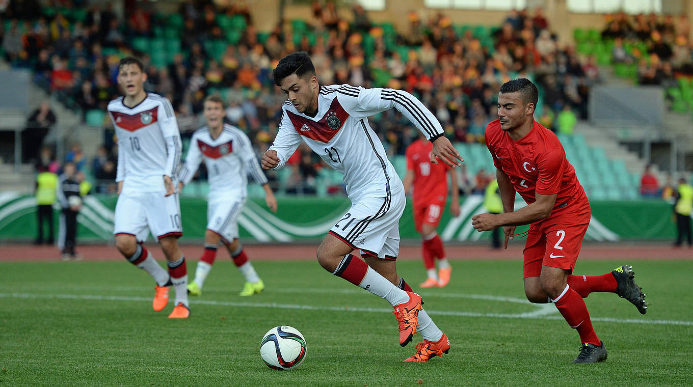 Dribbelstarker Offensivspieler: Amiri beim 1:0 gegen die Türkei © 2015 Getty Images