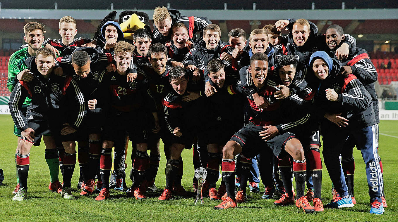 Deserved win for the U20s  © 2015 Getty Images