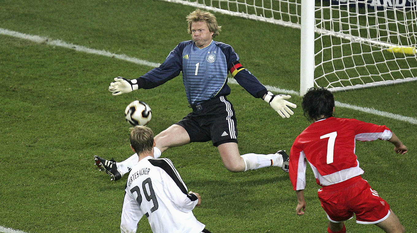 Vor zehn Jahren: Deutschland schlägt China dank eines starken Oliver Kahns (o.) mit 1:0 © 2005 Getty Images