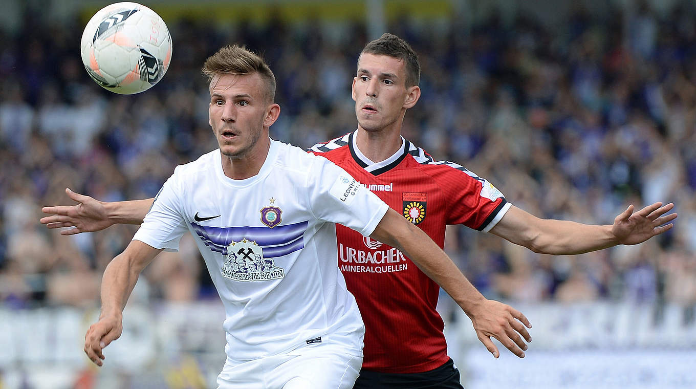 Fehlt Großaspach: Josip Landeka (hinten) fällt aus © 2015 Getty Images