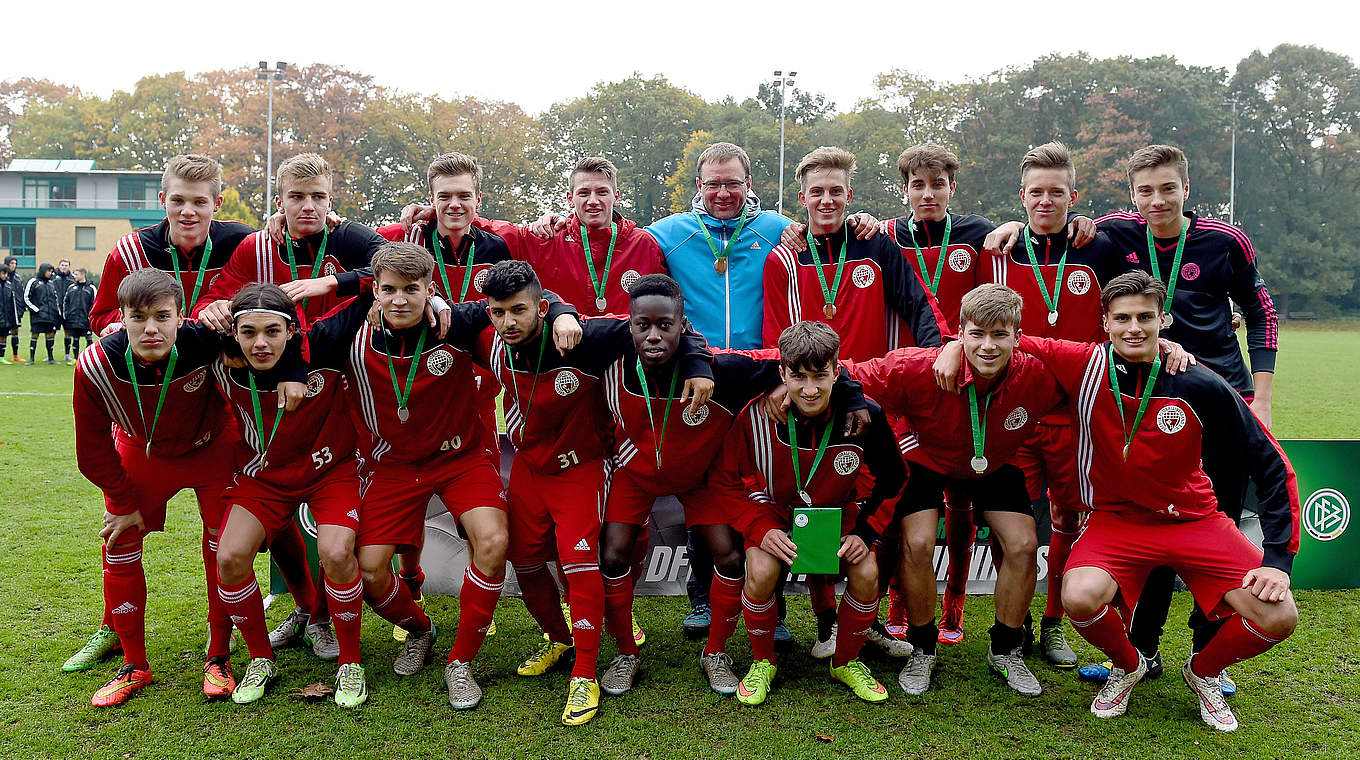 Die Bremen-Auswahl freut sich über den Gewinn der Bronzemedaille © 2015 Getty Images