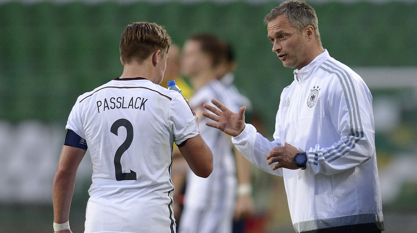 Der Trainer und sein Kapitän: Christian Wück (r.) mit Felix Passlack (l.) © 2015 Getty Images