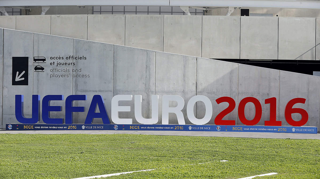Wer spielt im kommenden Jahr gegen wen? - Die Lostöpfe stehen fest © AFP/Getty Images