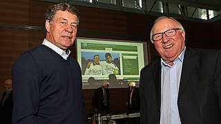 Haben den neuen DFB.de-Bereich freigeschaltet: Otto Rehhagel (l.) und Uwe Seeler © DFB