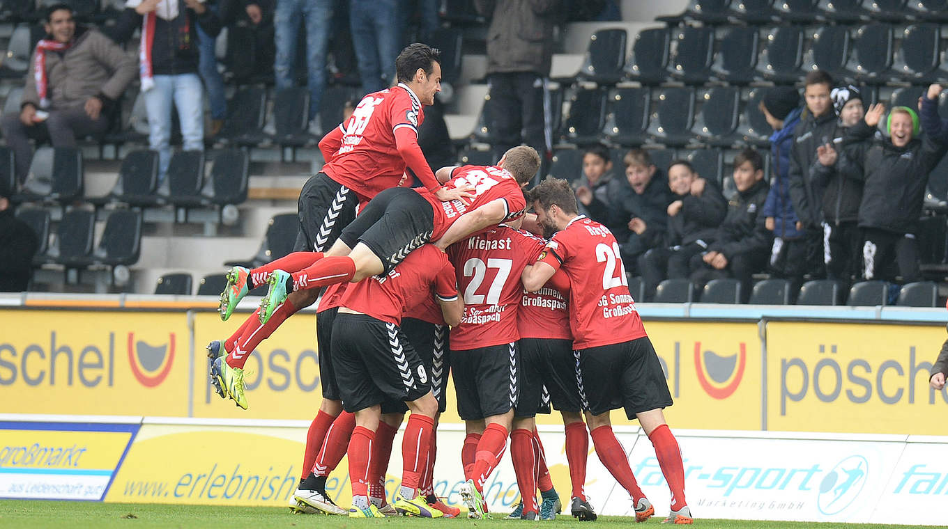 Seit sieben Spielen ungeschlagen: Großaspach ist die Überraschung der Saison © 2015 Getty Images