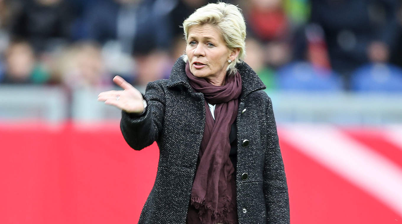 Dritter Erfolg im dritten EM-Qualifikationsspiel: Bundestrainerin Silvia Neid © 2015 Getty Images