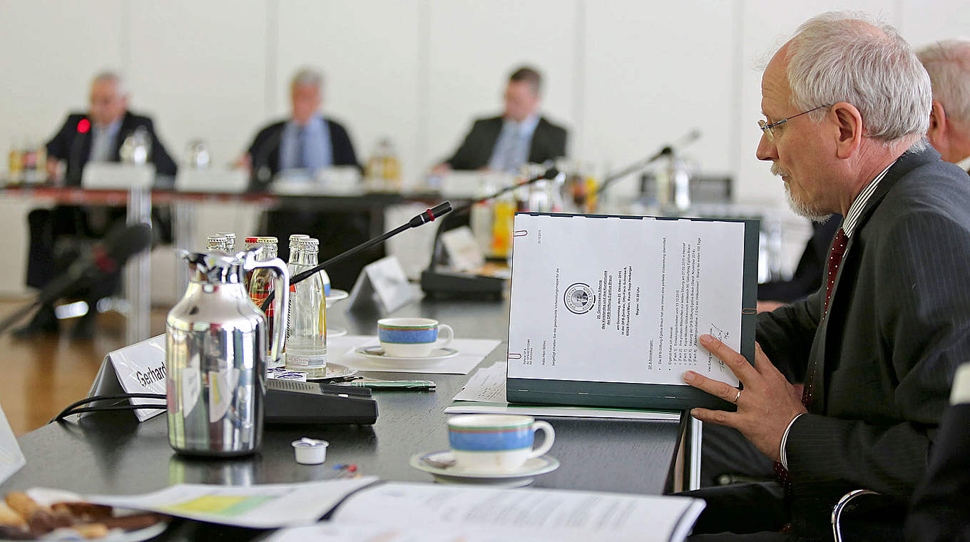Bei der Kuratoriensitzung der DFB-Stiftungen: Gerd Böhm aus dem Bundeskanzleramt © Carsten Kobow