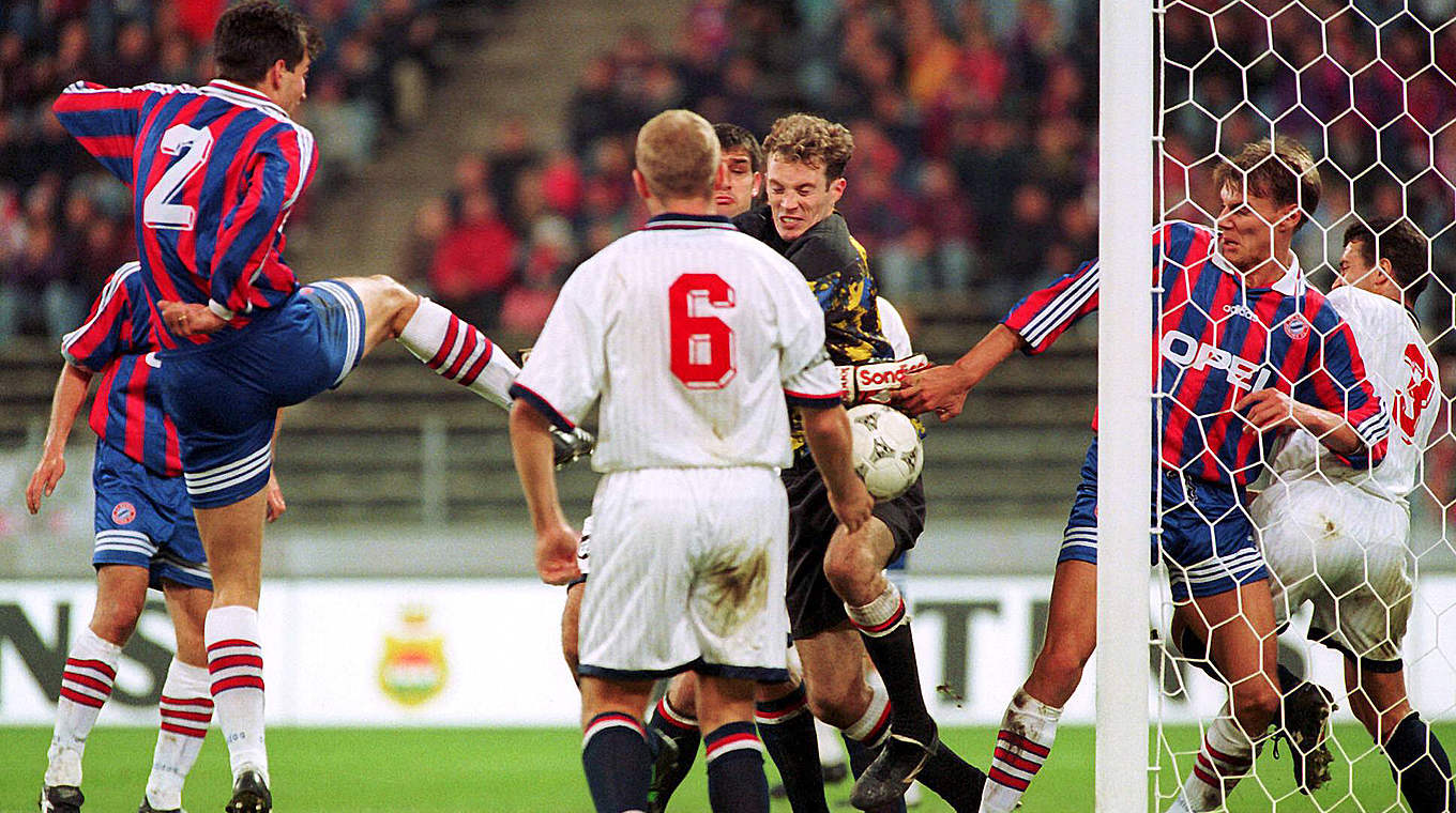 Sieg im 200. Europacupspiel: Markus Babbel (l.) trifft 1995 zum 2:1 gegen Raith Rovers © 