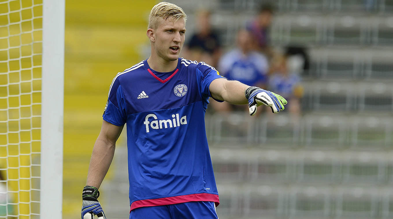 Will mit Kiel zurück in die Spur: Torwart Robin Zentner © 2015 Getty Images