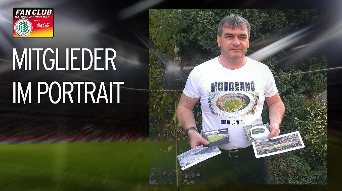 Von der Leidenschaft gepackt: Sammler Ronald Bardeck mit Stadionansichtskarten © Fan Club Nationalmannschaft