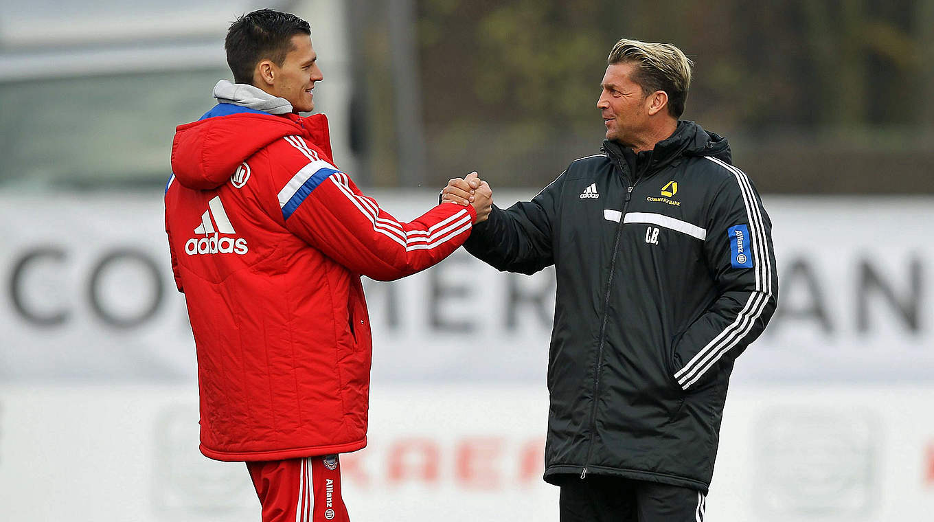 Champions-League-Sieger gegen Deutscher Meister: Trainerduell Bell (r.) gegen Wörle © imago/foto2press