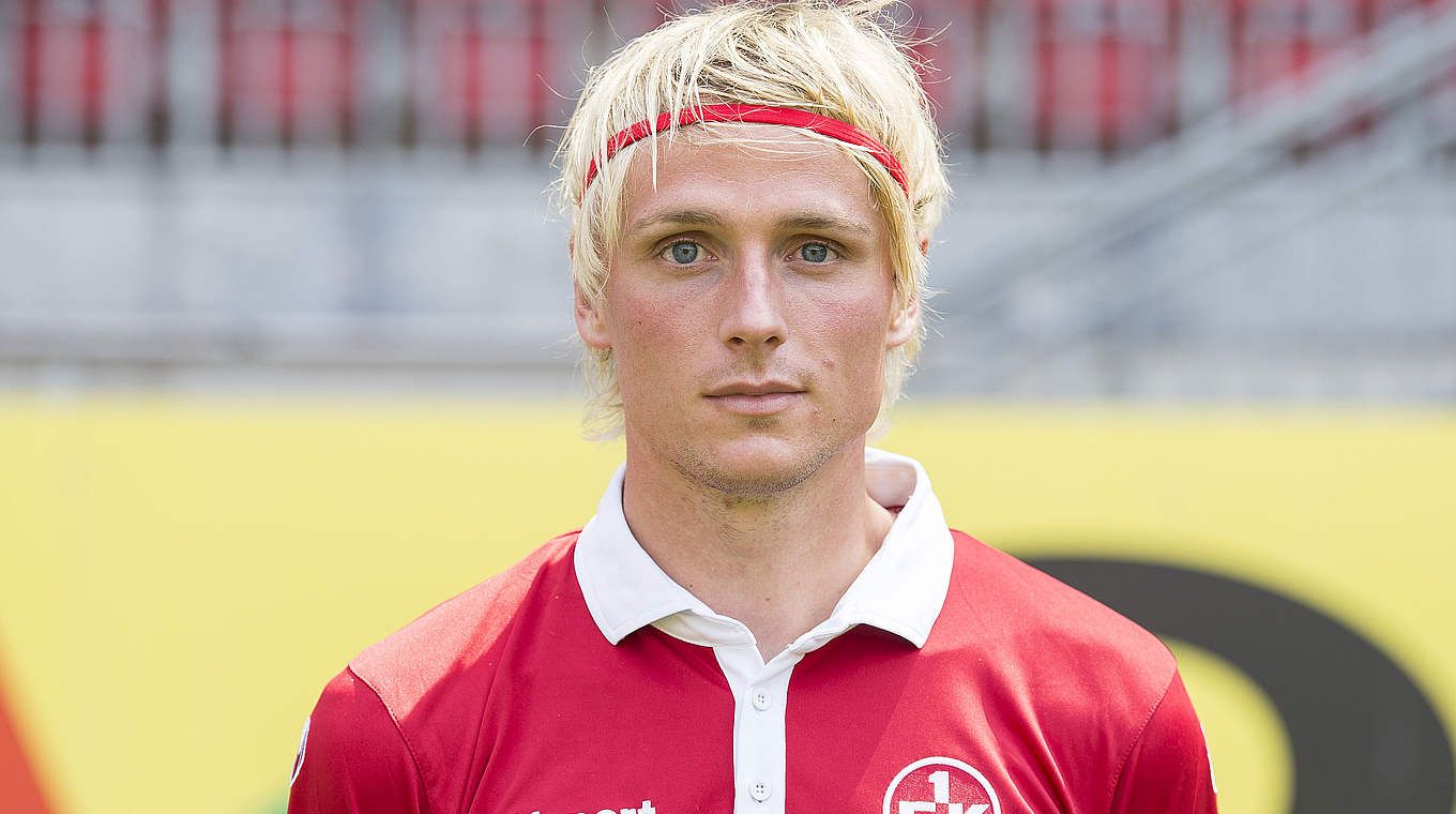 Ein Spiel gesperrt: Tim Heubach vom 1. FC Kaiserslautern © 2015 Getty Images