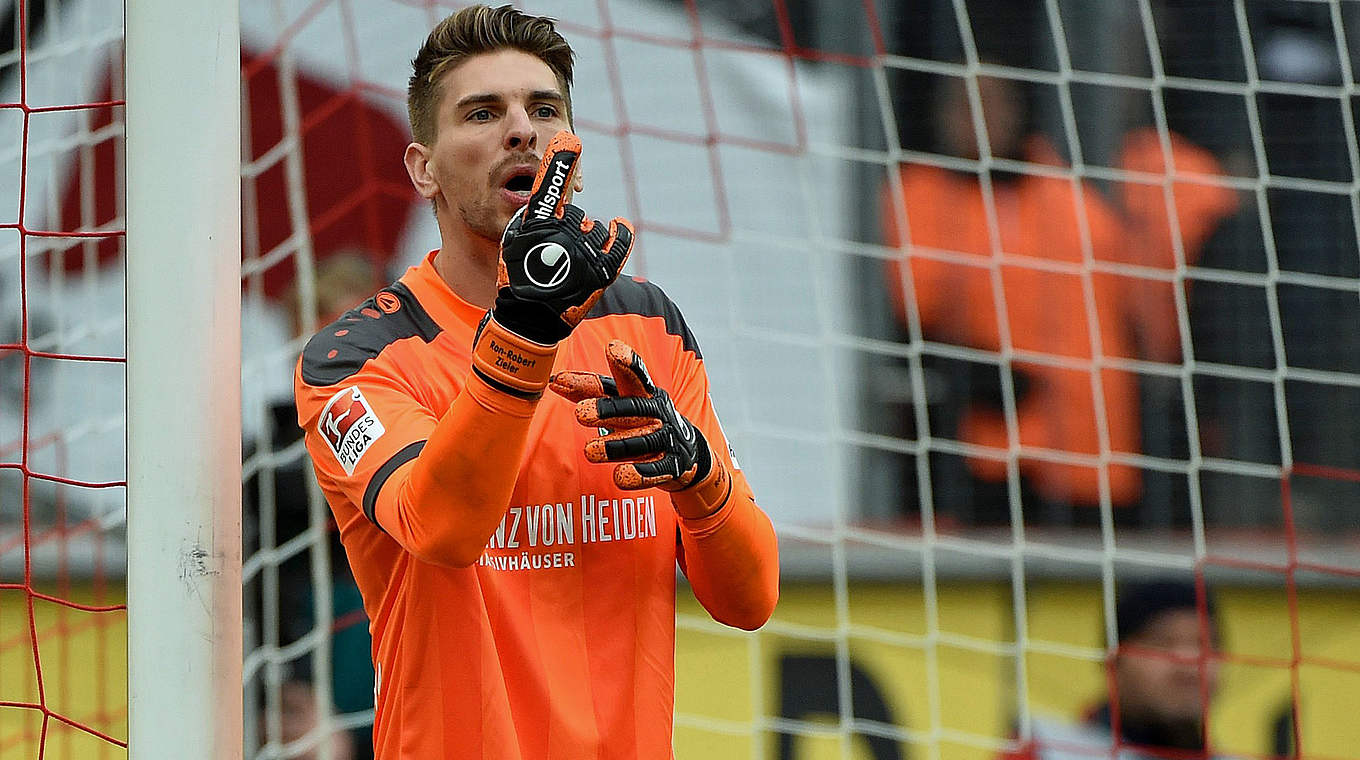 Ron-Robert Zieler: "Football is a results-orientated game." © 