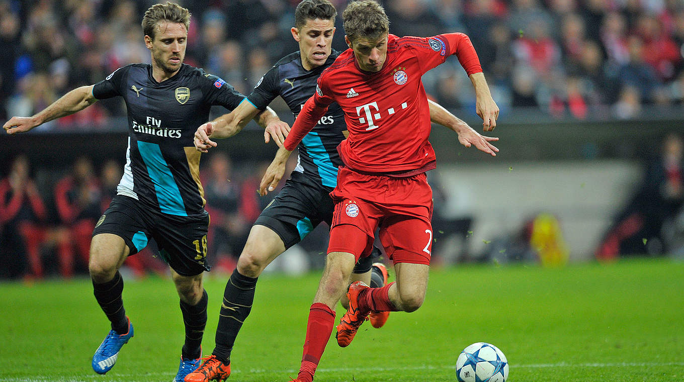 Müller (r.) übers 5:1 gegen Arsenal: "Es war ein riesiger Schritt in Richtung Achtelfinale" © 2015 Getty Images