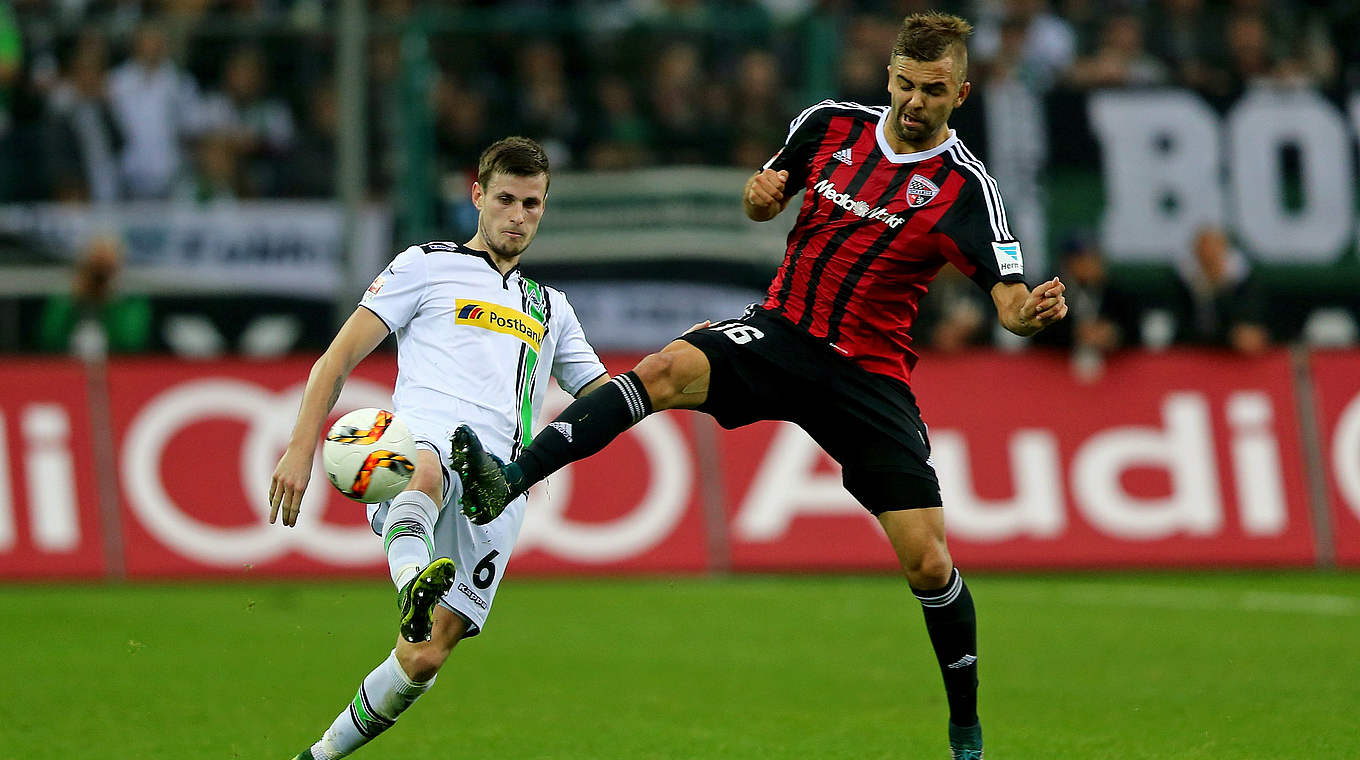 Gladbach and Ingolstadt played out a dull goalless draw. © 2015 Getty Images